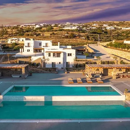 Double Pool ι Villa *
